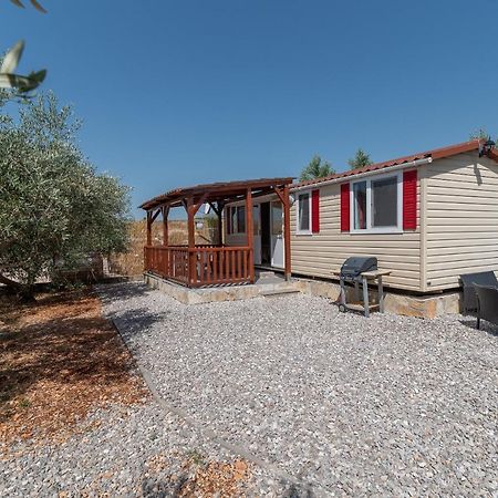 'Olive Grove' Camping House-Near The Beach Divulje Exteriör bild